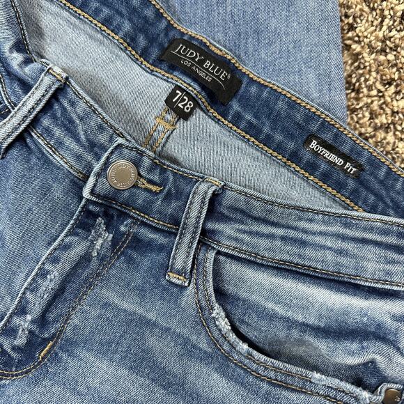 Judy Blue Ripped Boyfriend Fit Jeans Size 7/28 - Picture 3 of 5